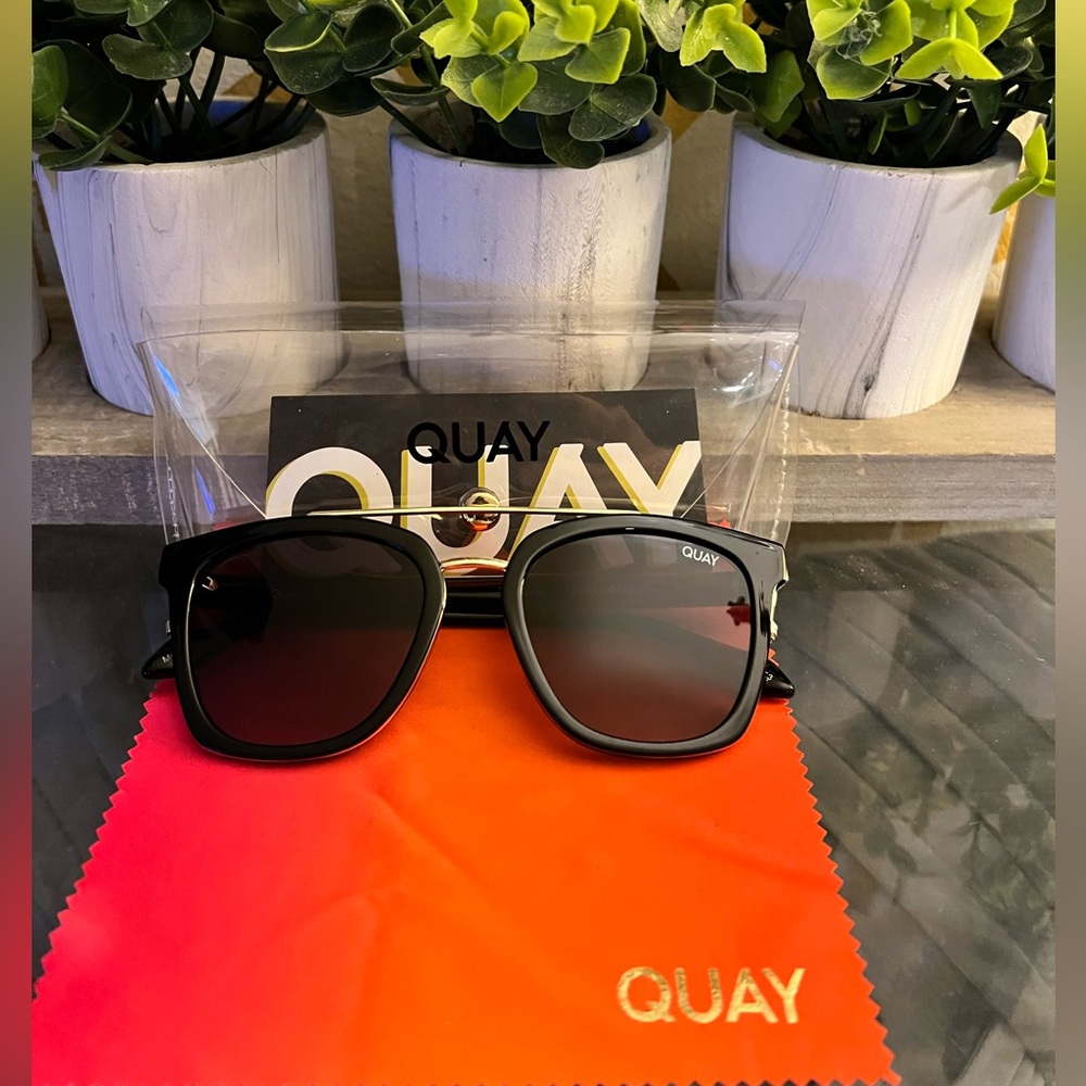 New Quay Australia SWEET DREAMS Sunnies